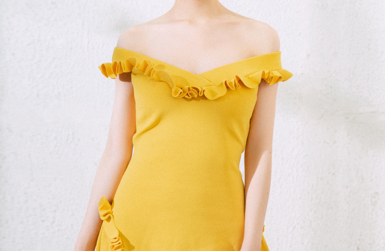 Requisitos de fotos para vestidos e macacões